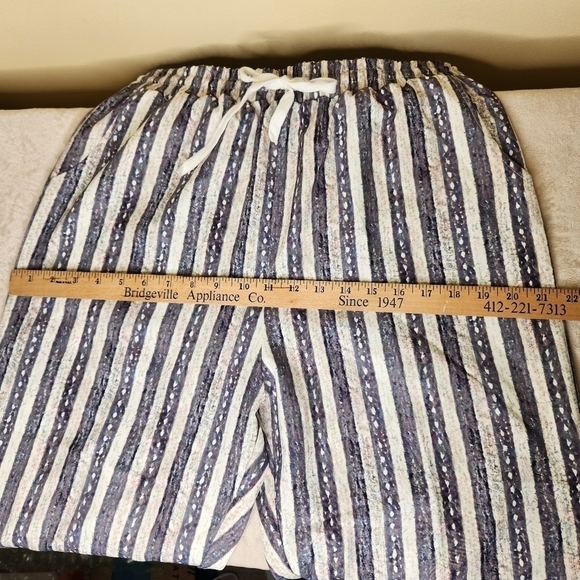 Fashion Says Me Too Striped Pants Size Large - Picture 6 of 12
